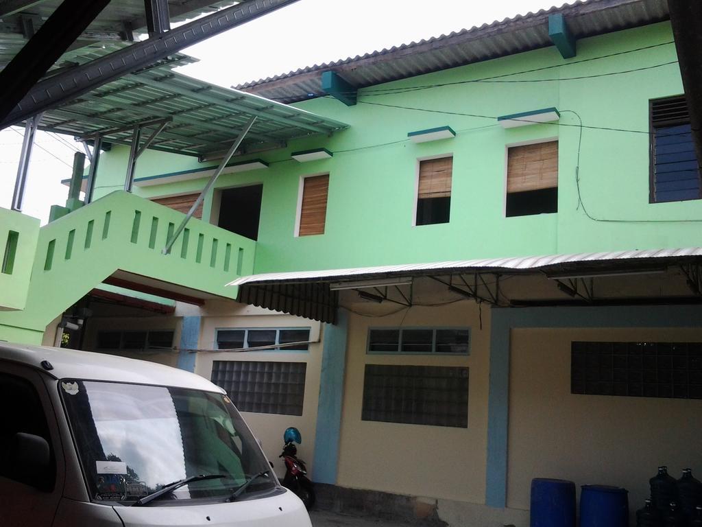 Tiga Dua Homestay Yogyakarta Eksteriør billede